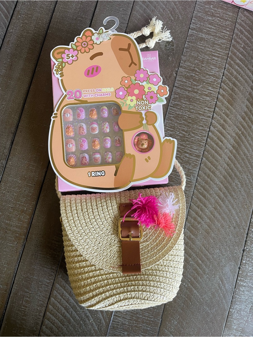 Kids Straw Crossbody Purse with Pink Pom-Pom Accent & Capybara Nail set